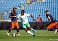 真人娱乐-北京首钢训练开放日，国际比赛日篮板制胜引欢呼，法国杯在即，赛程密集仍需轮换的简单介绍